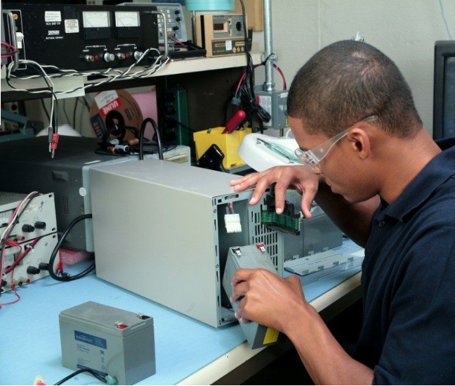 Assistência Técnica Especializada em Nobreak Assistência Técnica Especializada em Nobreak